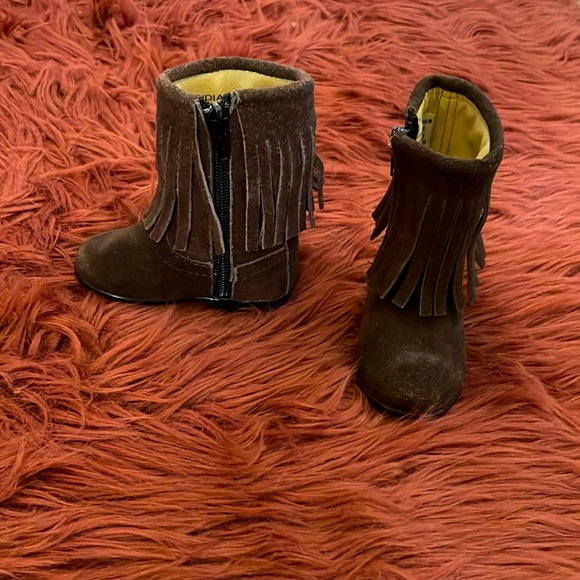 Indian brand moccasin baby boot sz 3c real suede in chocolate brown - Picture 1 of 7